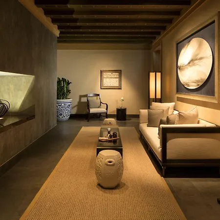 The Peninsula Parigi
